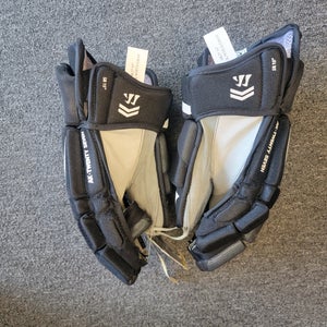New Ak27 Warrior Gloves 15" Black and White