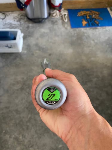 Used 2020 Louisville Slugger (-10) 17 oz 27"