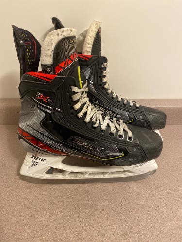 Used Bauer Regular Width  Size 8.5 Vapor 2X Pro Hockey Skates