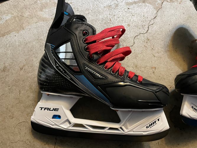 New True Regular Width Size 8 Pro Custom Hockey Skates