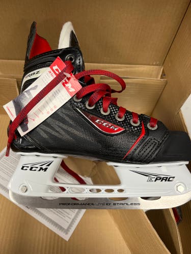 New CCM Regular Width  Size 3.5 RBZ 70 Hockey Skates
