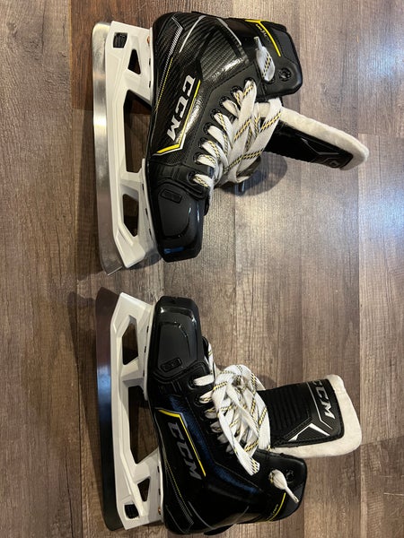 Senior Used CCM Super tacks 9370 Hockey Goalie Skates Regular Width Size 8