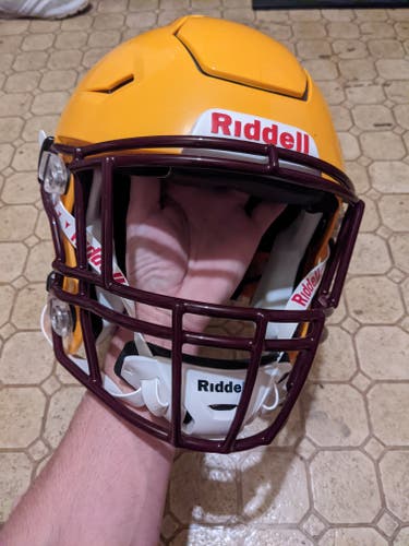 Adult  Extra Large Riddell SpeedFlex Helmet