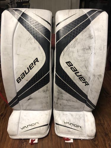 Used 30" Bauer Vapor X700 Goalie Leg Pads