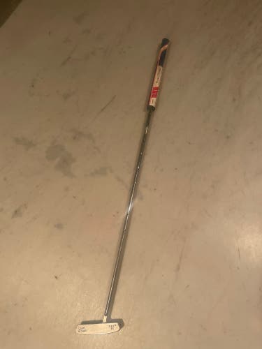 Used Blade 35" T.P.A IX Putter