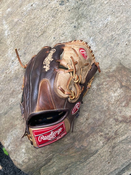 11.75 Inch Rawlings Gold Glove Legend GGL1179 Pitcher/Infield Baseball Glove