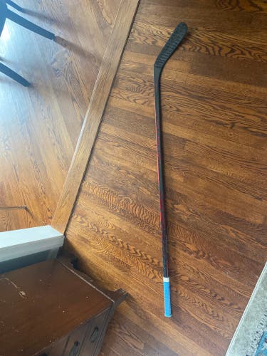 Intermediate Right Handed P88  Jetspeed FT4 Pro Hockey Stick