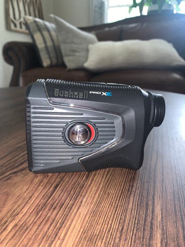 Bushnell Pro XE Range Finder