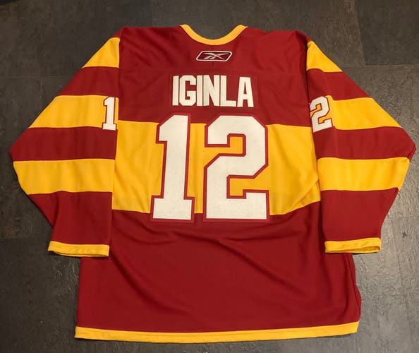 RBK 2011 Calgary Flames IGINLA Heritage Classic Jersey XL **Felt Customization**
