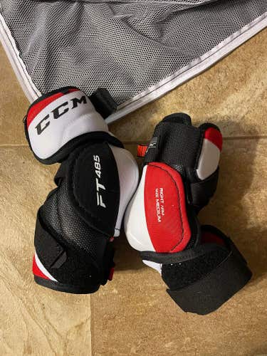 NWOT - CCM JetSpeed FT485 Elbow Pads