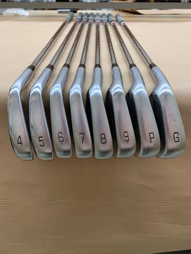 Preowned LH Mizuno JPX 921 SEL Irons (8 Clubs)