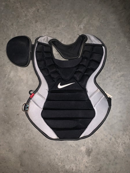 Nike vapor Catcher's Chest Protector