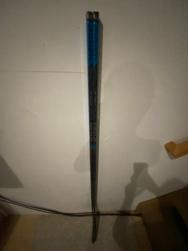 2pack New Left Hand  Nexus 2N Pro Hockey Stick