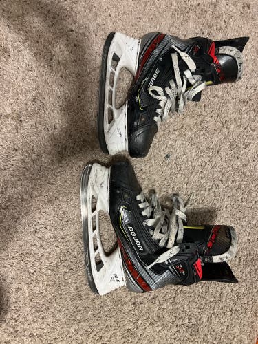 Used Bauer Regular Width  Size 6.5 Vapor 2X Pro Hockey Skates