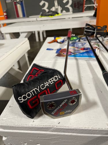 Used Right Handed Golo Putter