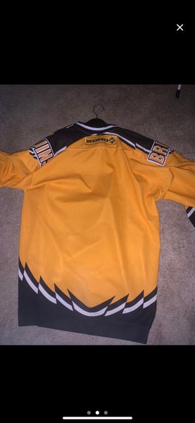 CCM Boston Bruins Pooh Bear Original Authentic Hockey Jersey Sweater Small  S