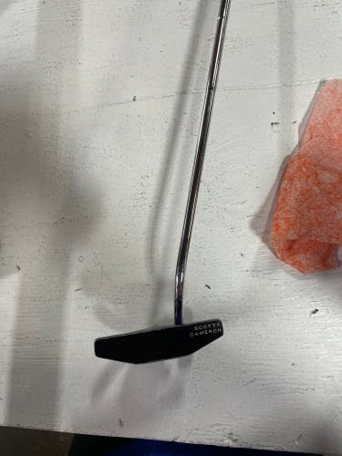Used Right Handed Futura Phantom Putter