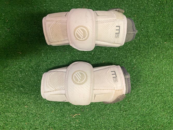 Used Small Maverik M5 Arm Pads