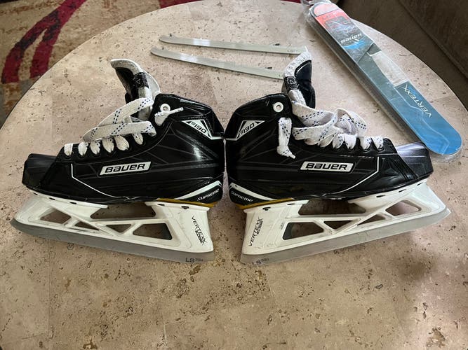 Used Bauer Regular Width  Size 4 Supreme S190 Hockey Goalie Skates