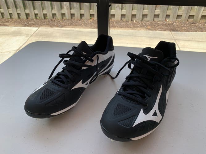 Black New Adult Size Men's 10.5 (W 11.5) Metal Mizuno
