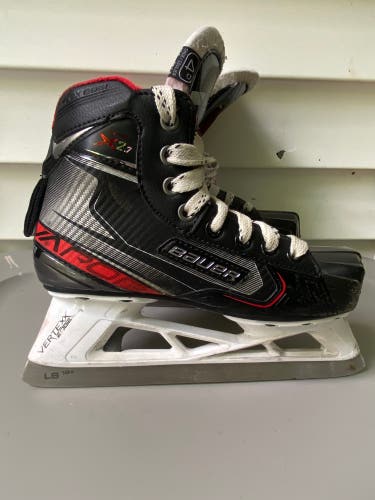 Bauer Vapor X2.7 Jr Goalie Skates Size 4