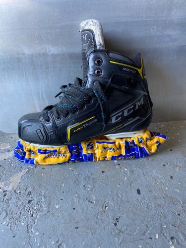 Used CCM Regular Width  Size 6.5 Super tacks 9370 Hockey Goalie Skates