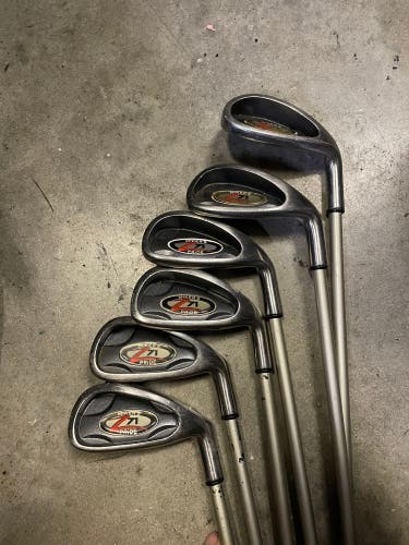 Woman’s golf Clubs Makers pride 6 Pc set in right Handed