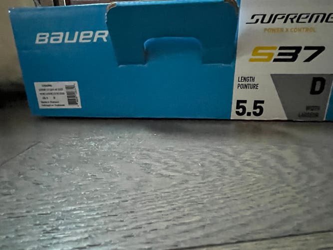 Used Bauer Junior Size 5.5 Supreme S37 Hockey Skates