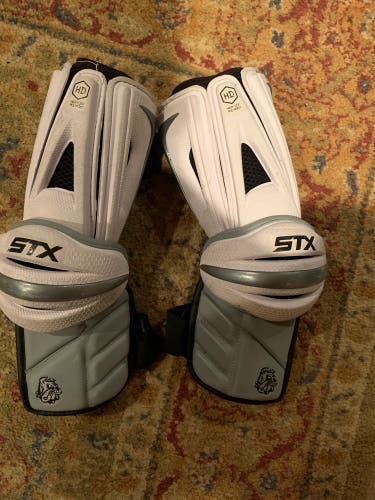 Used Medium STX Assault Arm Pads