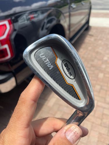 Wilson Ultra iron 5 in right Handed