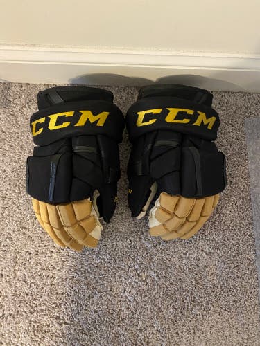 VGK CCM HG12 Pro Stock 14” gloves
