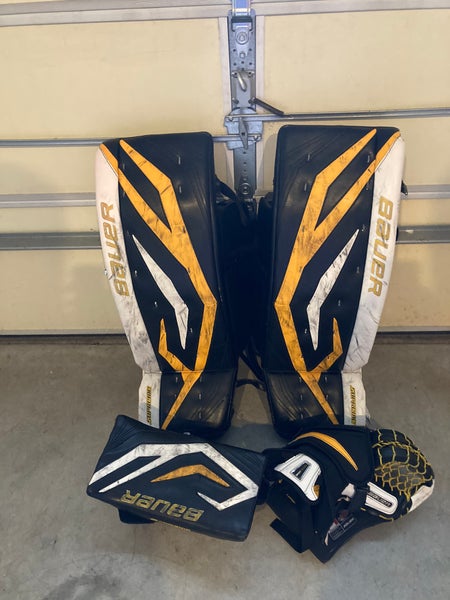 Bauer total one supreme goalie pad set 34 + 1