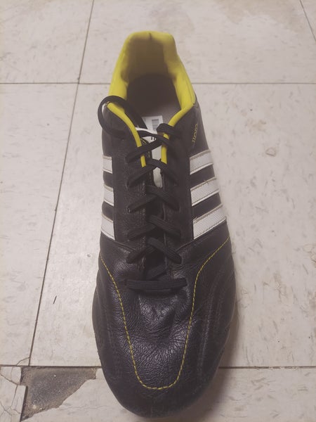 Black Used Unisex Size 11 (Women's 12) Adidas Cleats