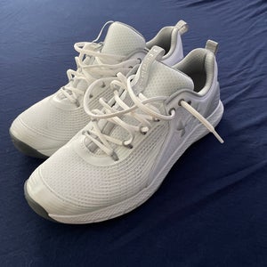 White Men's Size 11 (Women's 12) Under Armour Shoes
