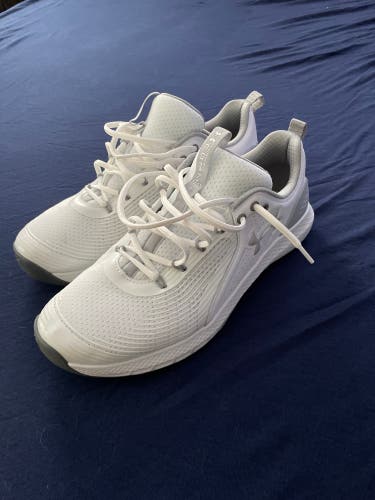 White Men's Size 11 (Women's 12) Under Armour Shoes