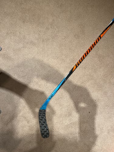 Youth Left Hand W88 Covert QRL Hockey Stick 30 Flex