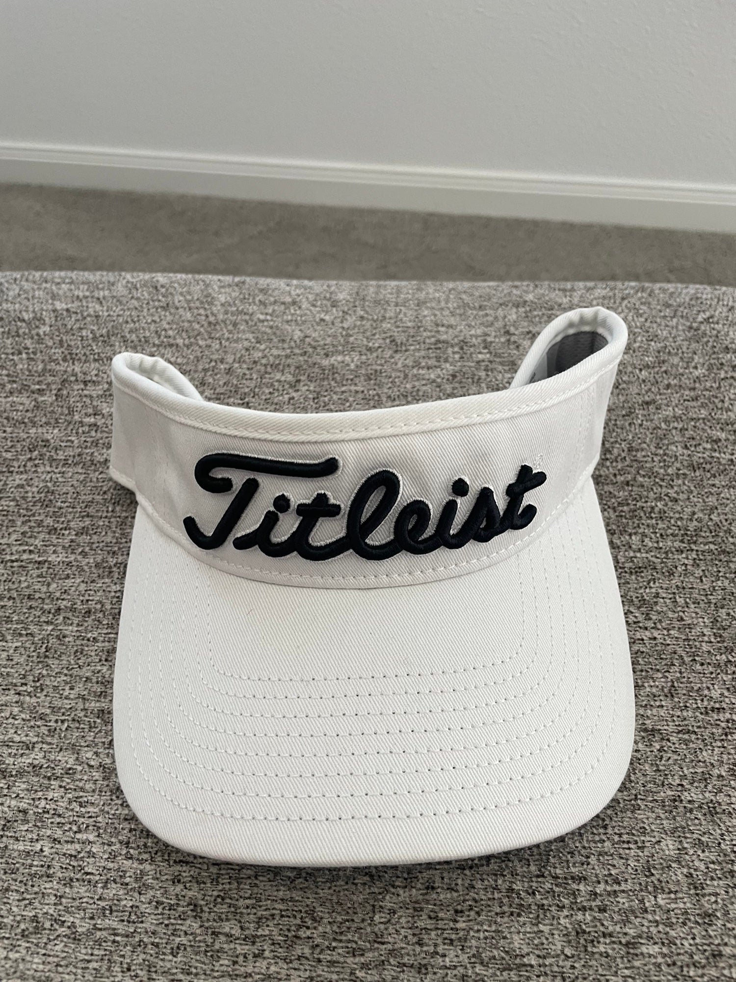 Titliest White Visor | SidelineSwap