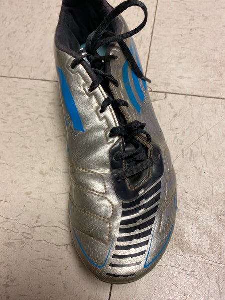 Silver Men's Size 8.0 (Women's 9.0) Soccer Cleats