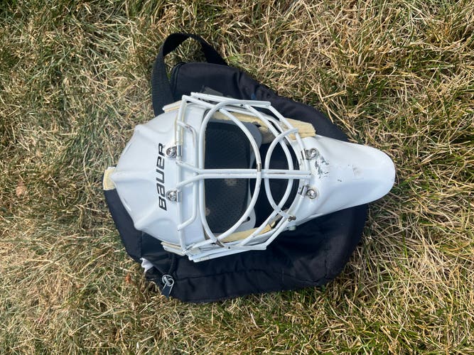 Used Bauer  Profile 950 Goalie Mask