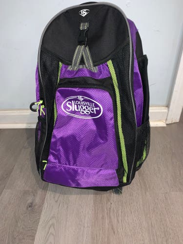 New Louisville Slugger Bat Bag