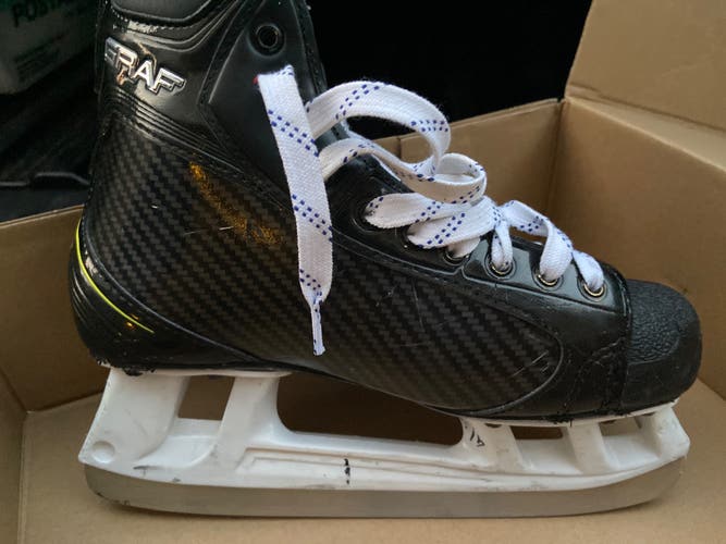 Graft PK 5900 size 7 skates with extra blades