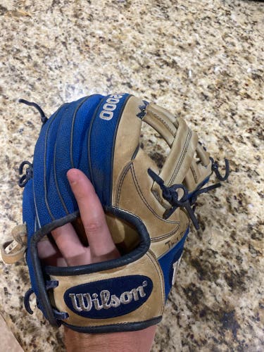 Infield 11.75" DP15 A2000 Baseball Glove