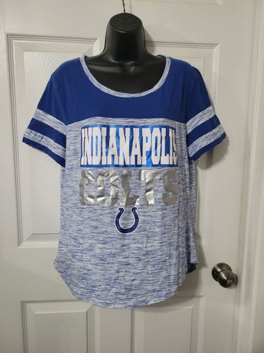 Indianapolis Colts XL Woman's T-Shirt