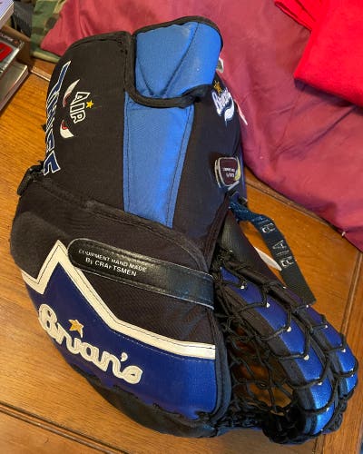 Brian’s Air Thief glove