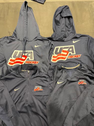 USA Hockey Nike Sweatshirts and Tops ***