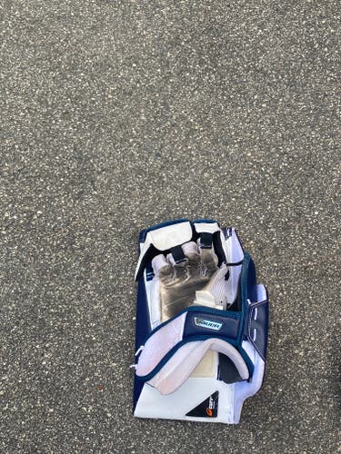 Used 30" Bauer Vapor 2X Goalie Leg Pads