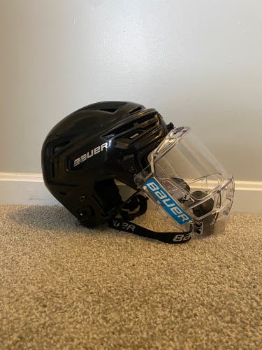 Used Medium Bauer Re-Akt 150 Helmet With Face Mask
