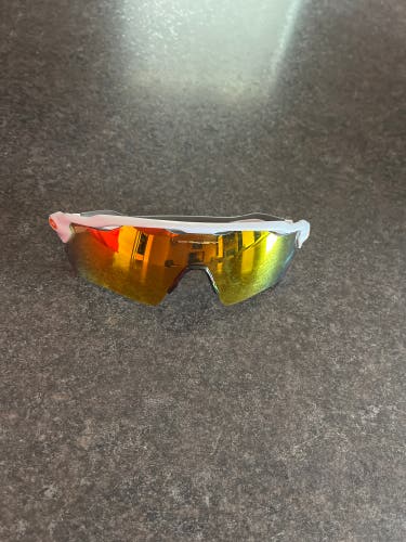 New One Size Fits All Oakley Radar EV Sunglasses