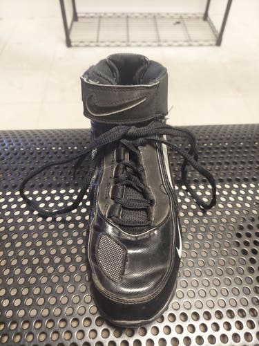 Used Unisex Size 3.5 (Women's 4.5) Nike