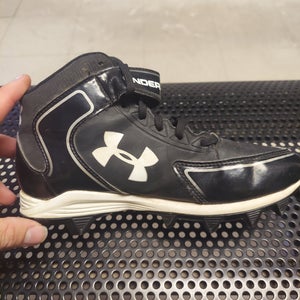 Used Unisex Size 3.5 (Women's 4.5) Under Armour Football Cleats